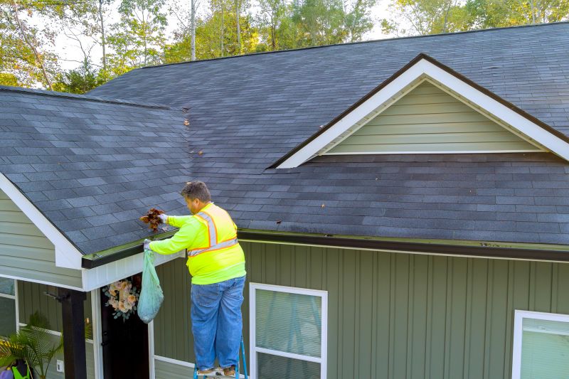 When to Hire Gutter Services